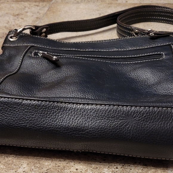 Tignanello Black Leather Crossbody Bag - Picture 3 of 13